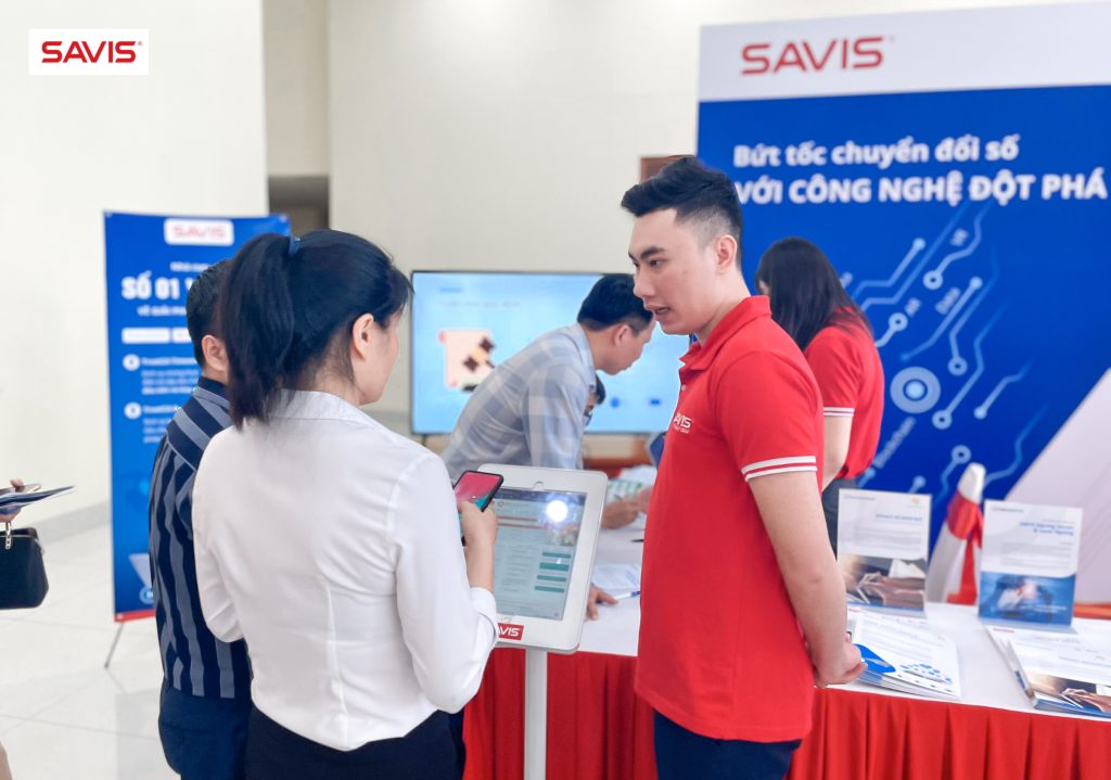 savis tham gia ngay hoi chuyen doi so bac giang 4