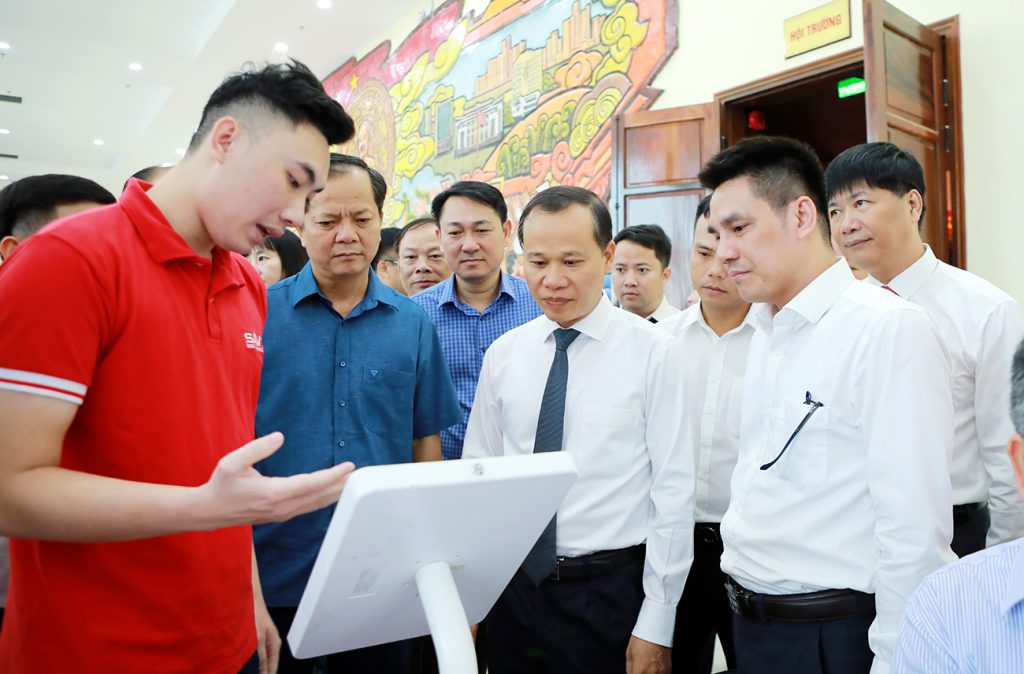 savis tham gia ngay hoi chuyen doi so bac giang 7 1