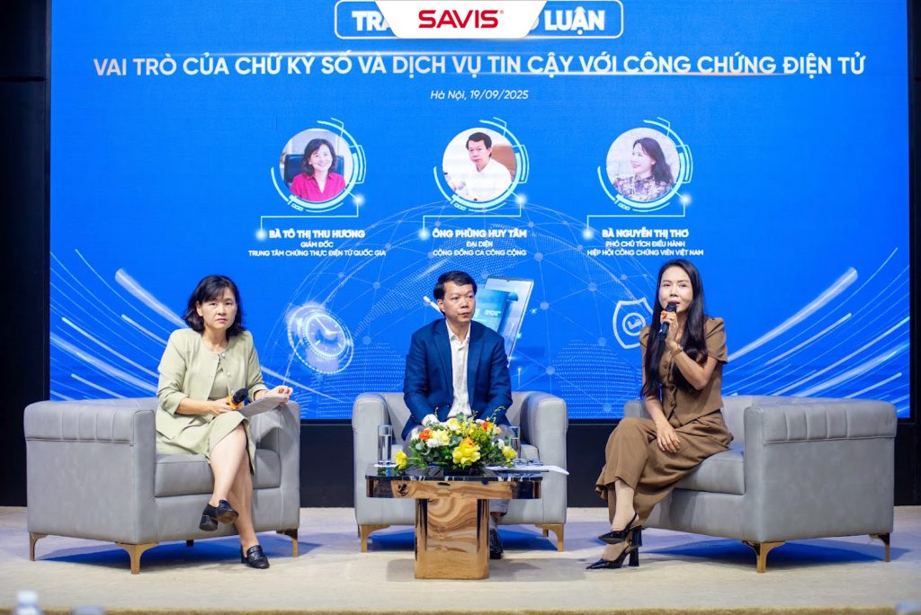 SAVIS trinh bay tham luan tai Hoi thao Vai tro cua chu ky so va dich vu tin cay voi cong chung dien tu 4