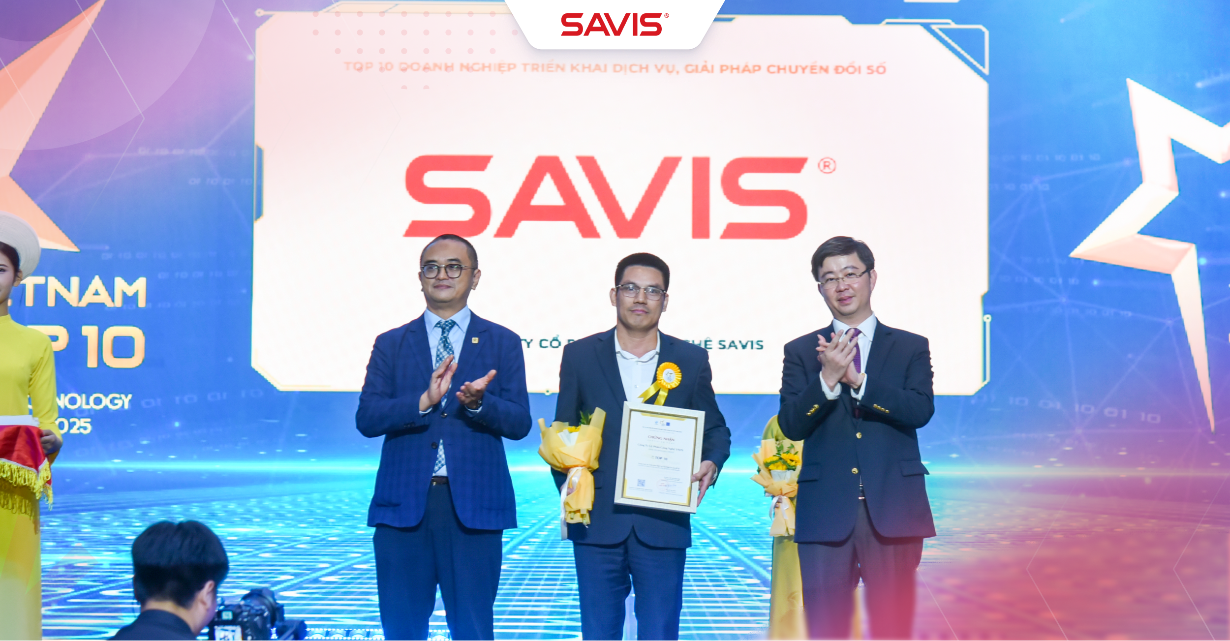 Trang chủ 166 SAVIS là doanh nghiệp TOP 10 đầu tàu về cung cấp dịch vụ, giải pháp Chuyển đổi số, Tài chính - Ngân hàng, Bảo mật - An toàn thông tin