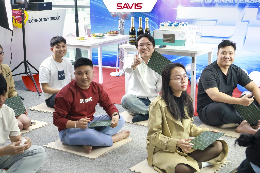 SAVIS GROUP 21 năm - Hành trình niềm tin, khát vọng và dấu ấn công nghệ Việt  12 SAVIS GROUP 21 nam Hanh trinh niem tin khat vong va dau an cong nghe Viet 32