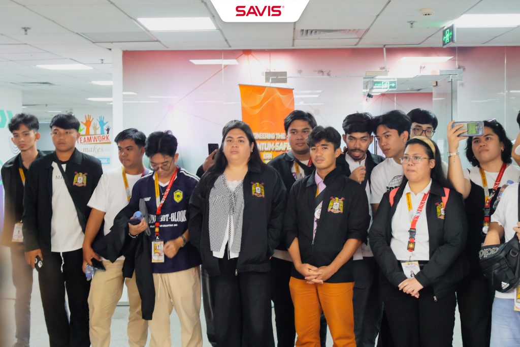 Trải nghiệm công nghệ tương lai cùng SAVIS: Từ AI, IoT Lab đến Chính phủ số 9 Ban sao cua IMG 7357