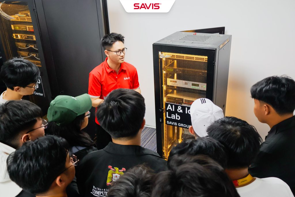 Trải nghiệm công nghệ tương lai cùng SAVIS: Từ AI, IoT Lab đến Chính phủ số 2 Trai nghiem cong nghe tuong lai cung SAVIS Tu AI IoT Lab den Chinh phu so 7